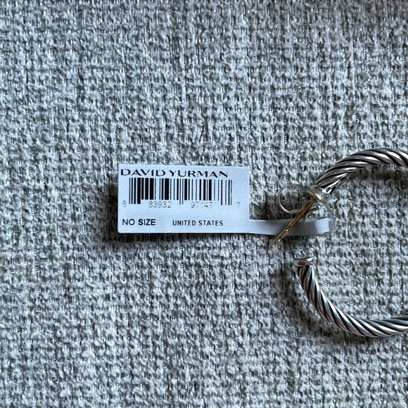 NWT David Yurman Hoop Earrings - Picture 4 of 6